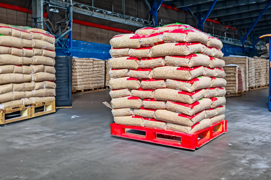 Pellet di legno Combulux - pallet con 70 sacchi da 15 kg ciascuno